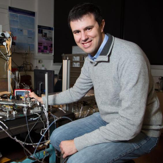 Interview avec Olivier Guaitella, spécialiste du recyclage de CO2 par plasma